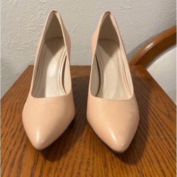Cole Haan Amelia Grand Pumps size 9. - Picture 2 of 6
